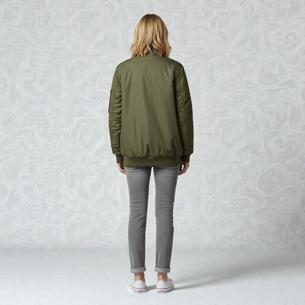 Quilted Jacket with Modern Comfort Fit